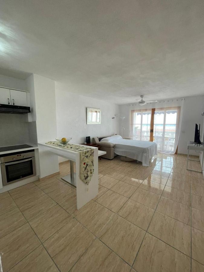 Santiago Beach, Los Cristianos Apartment With Air Conditioning Luaran gambar