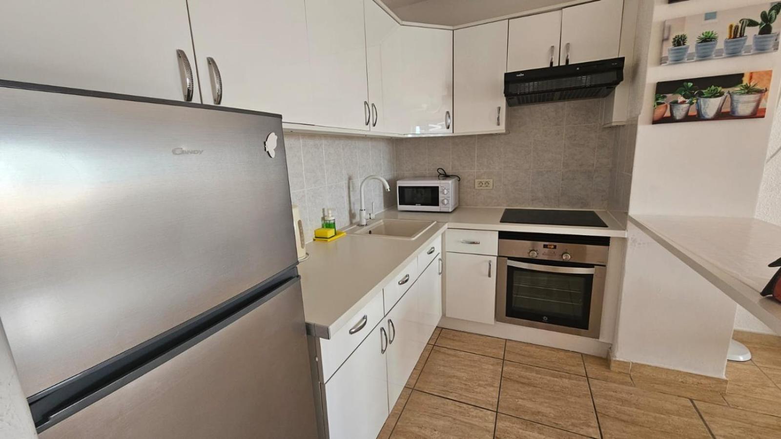 Santiago Beach, Los Cristianos Apartment With Air Conditioning Luaran gambar